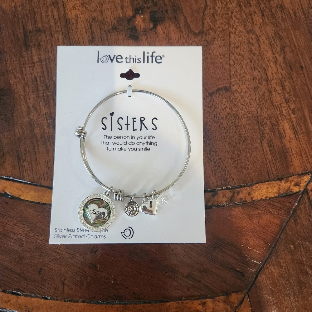Sisters Charm Braclet